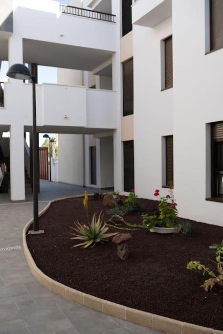 Sunny Luxury Apartment With Two Great Sunny - Level Terraces, Two Swimming Pools, In A New Complex Pueblo Majorero, Close To Fuerteventura Golf Club, Next To The Beach , Atlantico Shopping Mall And Casino In Caleta De Fuste Esterno foto